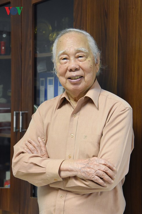 Nhà báo Phan Quang: Tuổi 90 vẫn muốn đi nhiều, học nhiều