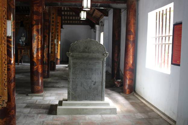 bia da noi ghi danh cac bac hien tai