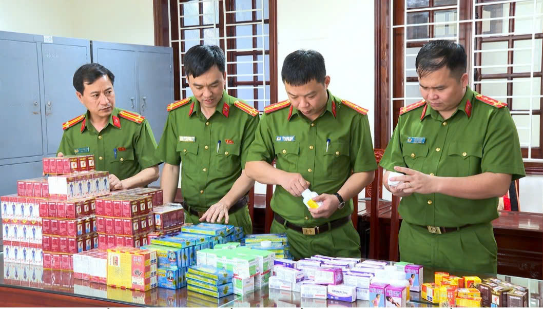 21 8 202550 thuoc gia qua mang