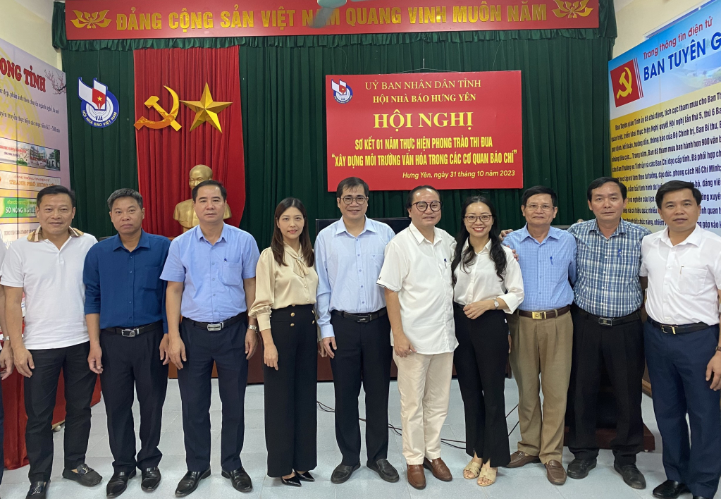 hoi nha bao hung yen to chuc so ket va phong trao thi dua xay dung moi truong van hoa trong cac co quan bao chi