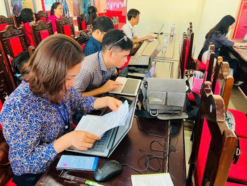 phong vien bao va phat thanh truyen hinh hung yen tac nghiep tai dai hoi dai bieu dang bo tinh hung yen lan thu i nhiem ky 2025 2030