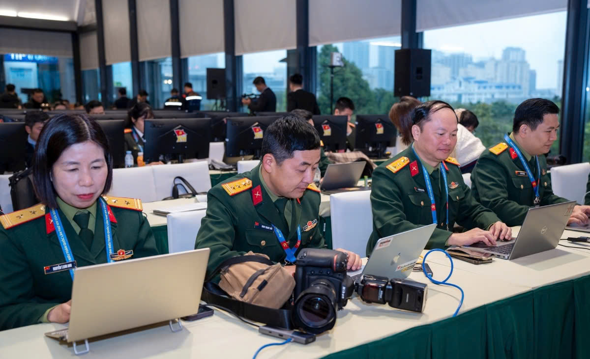 gen n pv bao qdnd tac nghiep dh 14