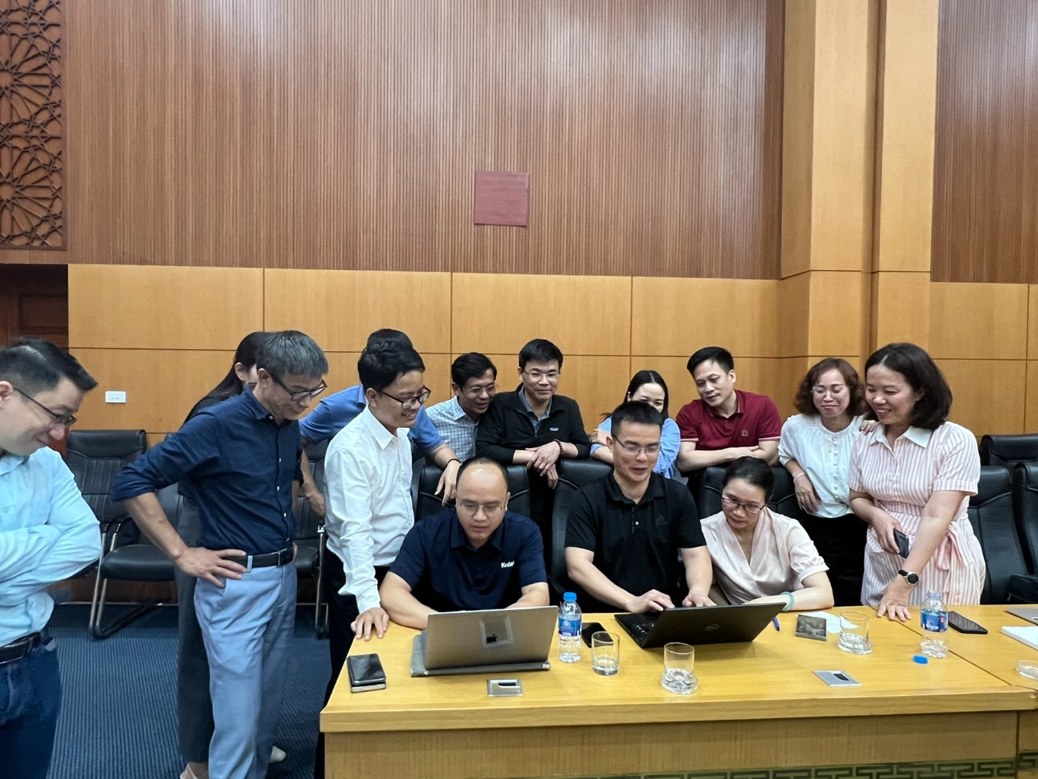 tap huan ung dung ai