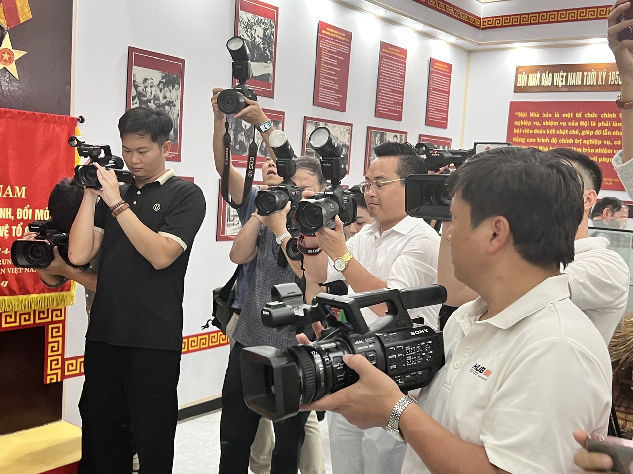 cac co quan bao chi can co ke hoach dao tao nguon nhan luc bao chi dap ung nhu cau cua xu huong bao chi da phuong tien 1